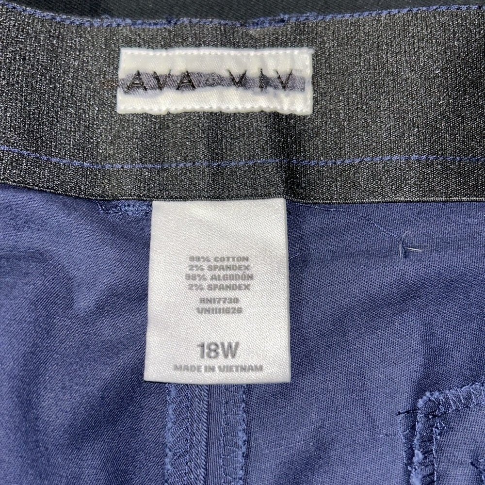 New Ava & Viv blue shorts plus size - Picture 6 of 7
